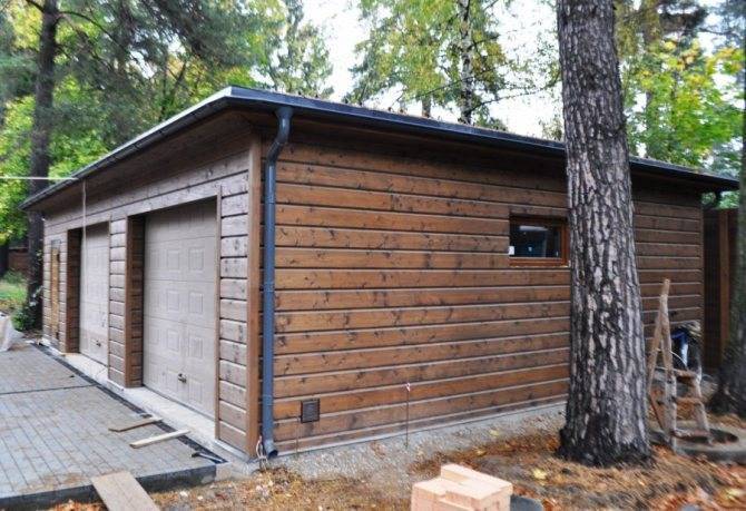 Из какого материла дешевле построить гараж?