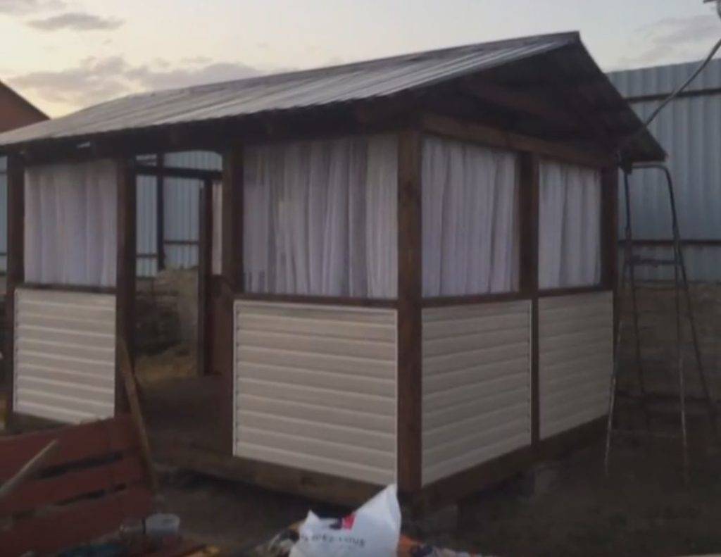 Беседки из дерева своими руками: фото, чертежи и пошаговый строительный процесс