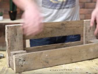 Шикарное кресло из поддонов на дачу своими руками – современно и не колхозно