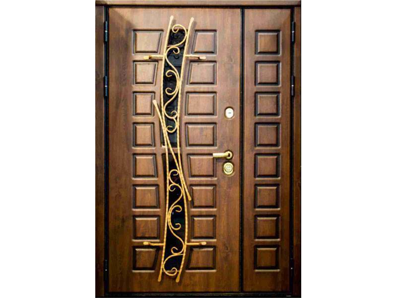 Как выбрать входную металлическую дверь в квартиру?