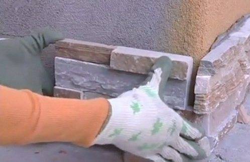 Облицовка цоколя дома искусственным камнем своими руками: пошаговая инструкция с фото