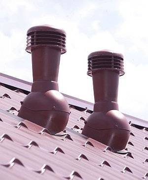 Герметизация печной трубы на крыше из профнастила — основные методы и пошаговая инструкция