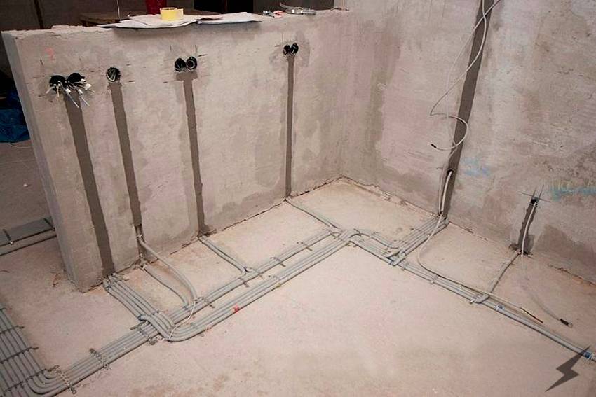 Гофра для электропроводки: виды, характеристики и инструкция по монтажу