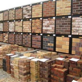 Внутренние стены и потолок . дом из бруса.