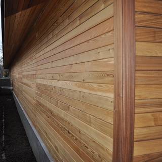 Внутренние стены и потолок . дом из бруса.