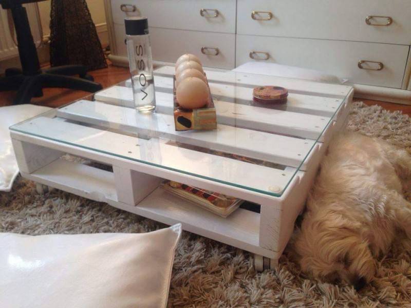 Шикарное кресло из поддонов на дачу своими руками – современно и не колхозно