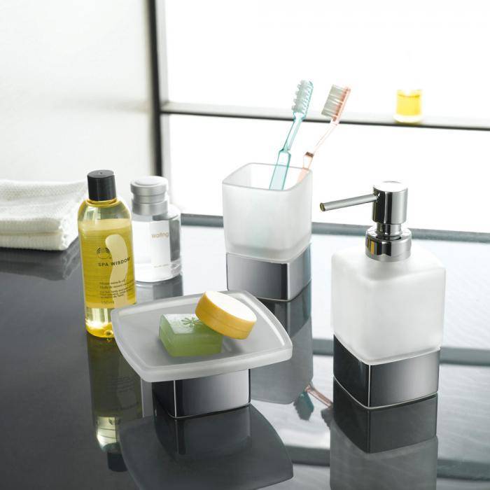 Аксессуары для ванной комнаты и туалета: 5 советов по выбору