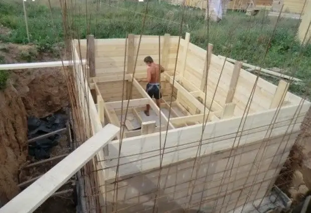 Пластиковый погреб для дачи — конструкция и рейтинг лучших вариантов