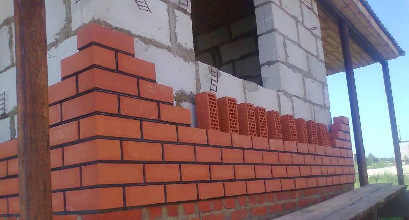 Для перегородки что лучше: кирпич или газобетон?
