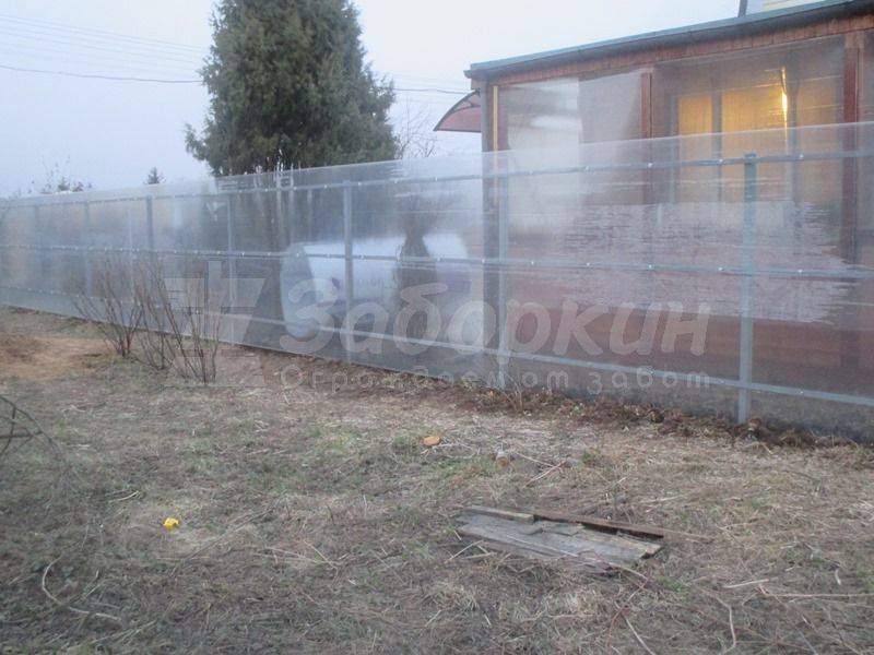 Заборы из поликарбоната