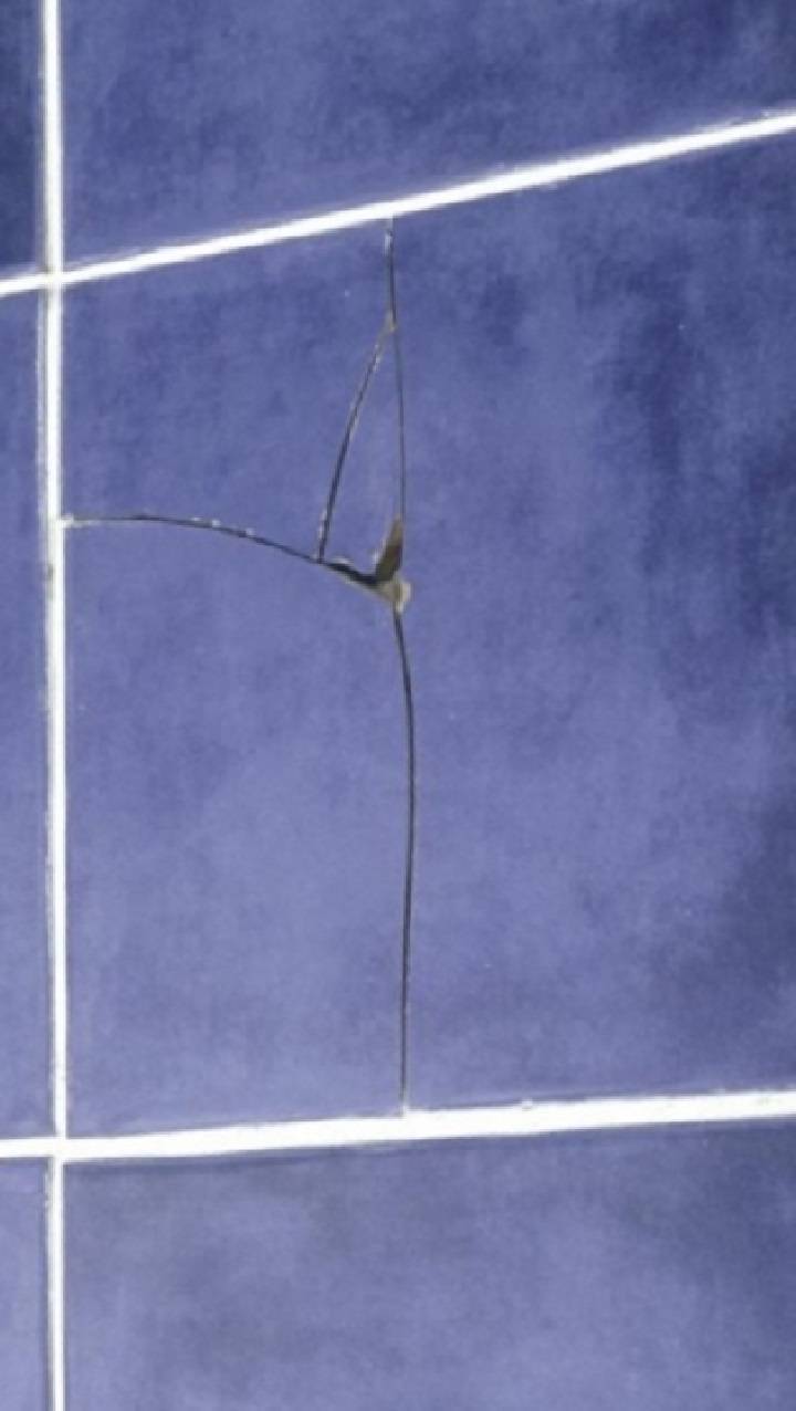 Как просверлить отверстие в кафельной плитке