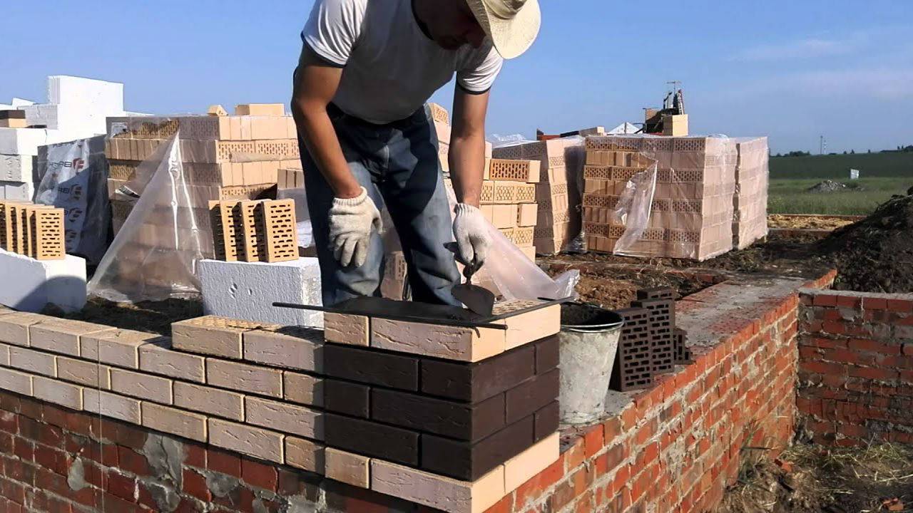 Перегородки в частном жилом доме своими руками: из чего и как сделать