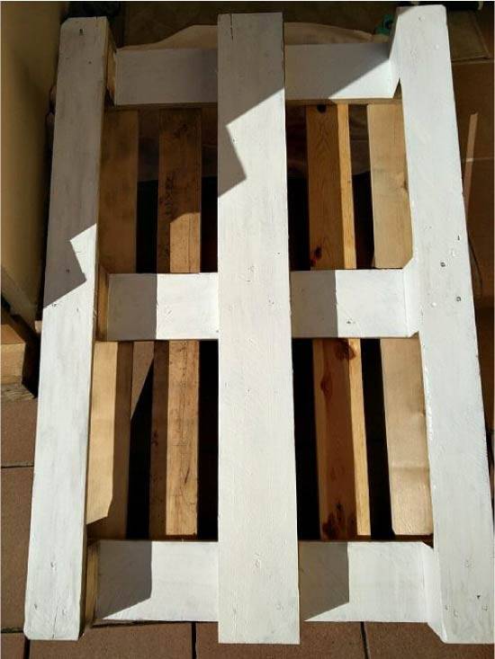 Полки на стену своими руками: изготавливаем по пошаговой инструкции