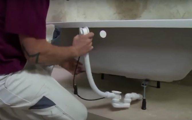 Установка акриловой ванны своими руками: пошаговая инструкция по инсталляции на каркасе