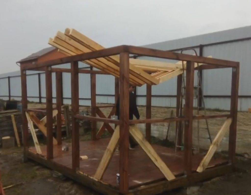 Беседки из дерева своими руками: фото, чертежи и пошаговый строительный процесс