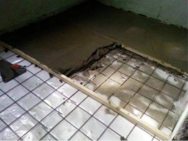 Утепление пола пенополистиролом под стяжку: поэтапная укладка