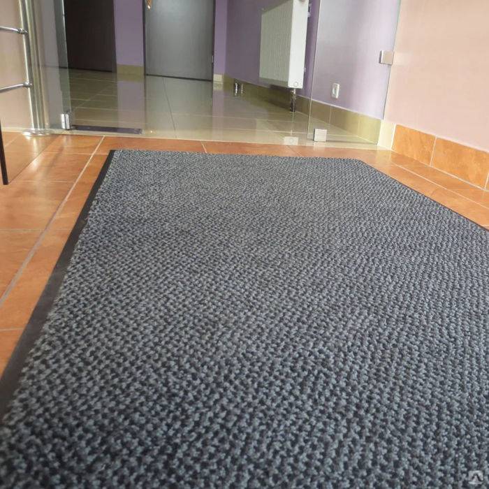 Какой ковролин лучше для дома – плюсы и минусы, 33 фото в интерьере