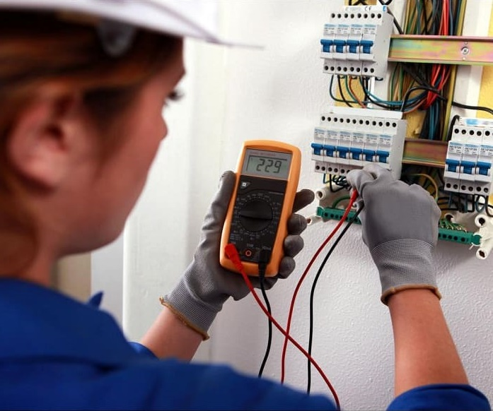 Как подключить выключатель: используем схемы